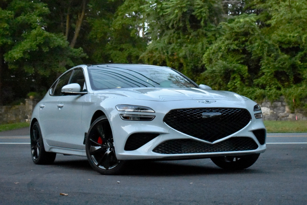 Genesis G70